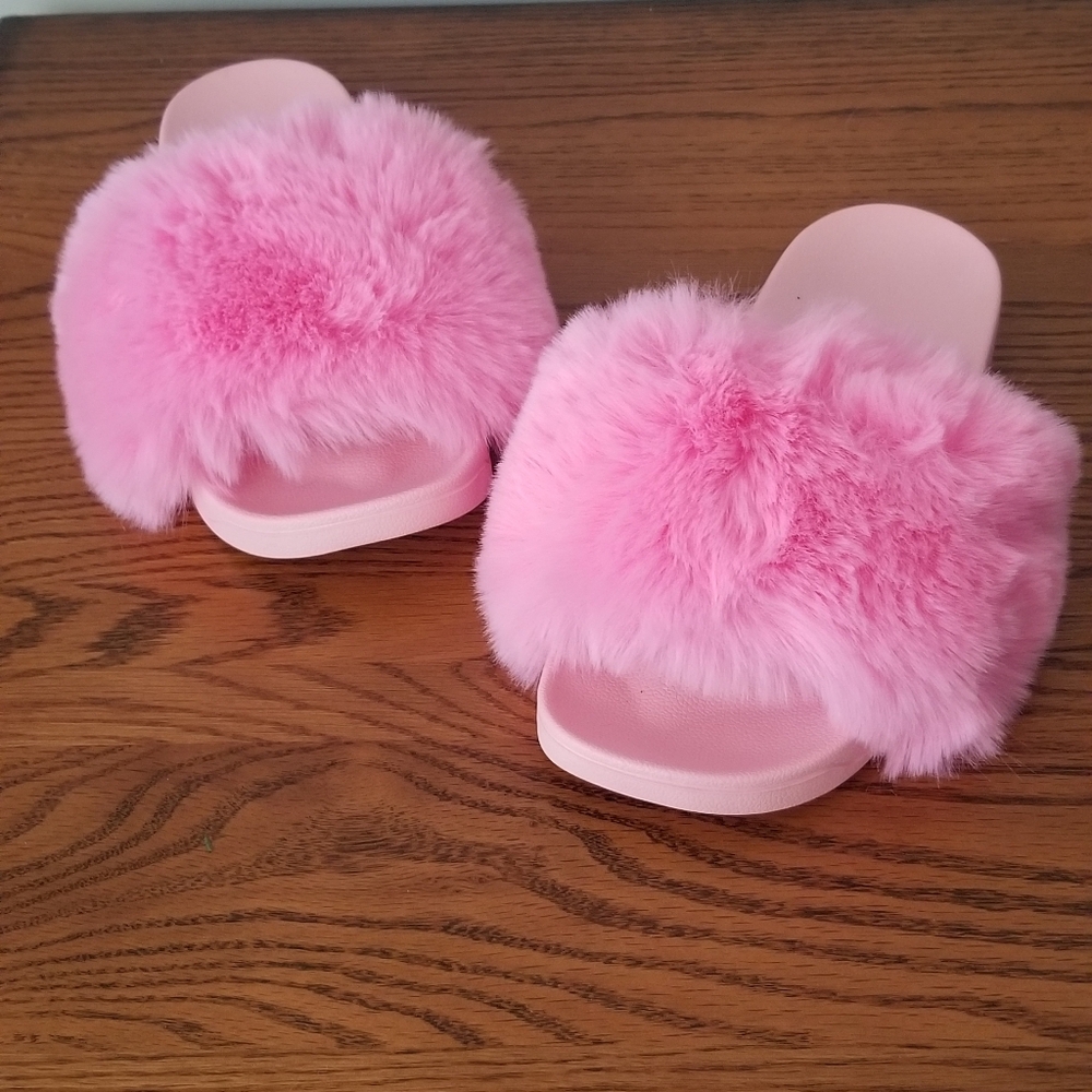 New Fluffy Pink Slides